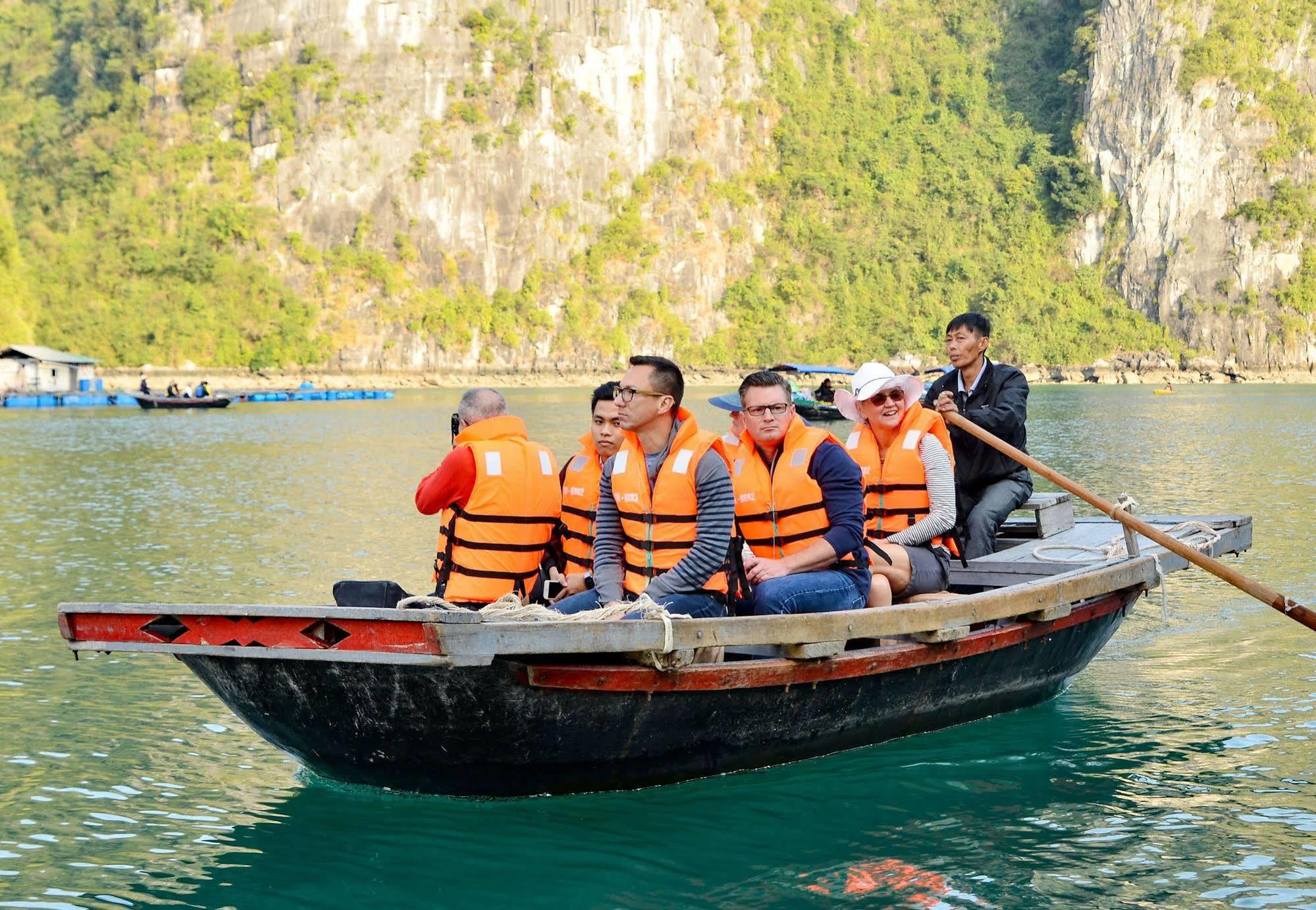 Paradise Sails Cruise Hạ Long Exterior foto