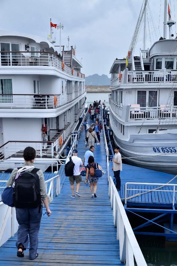 Paradise Sails Cruise Hạ Long Exterior foto